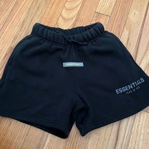 Fear of god essentials kid shorts black gently worn 6/7